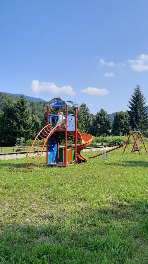 Kuca Za Odmor Forest Dream U Blizini Rijeke Kupe Plesce المظهر الخارجي الصورة